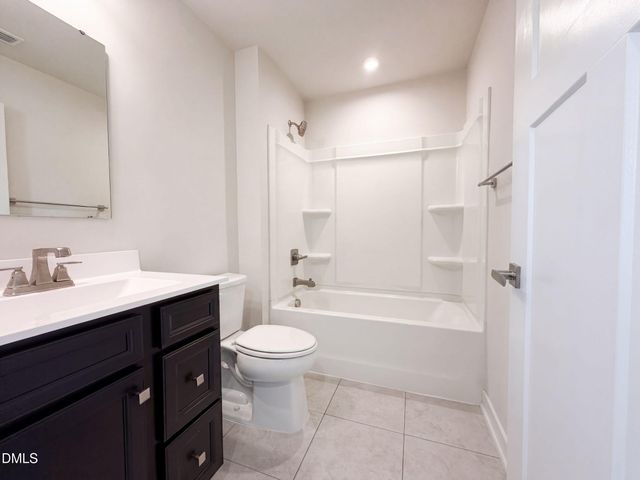 8680 Kenridge Lane, Fuquay Varina, NC 27526