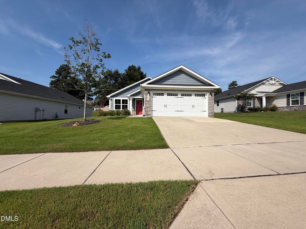 8680 Kenridge Lane, Fuquay Varina, NC 27526