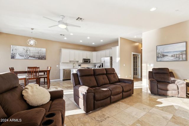 1438 W CORAL REEF Drive, Gilbert, AZ 85233