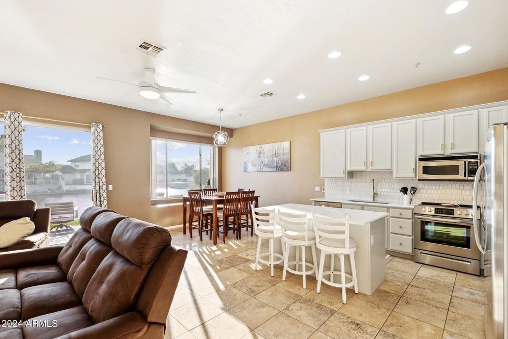 1438 W CORAL REEF Drive, Gilbert, AZ 85233 — photo 4