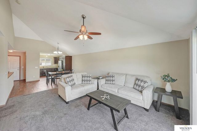 7343 N 19 Street, Lincoln, NE 68521