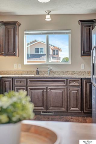 7343 N 19 Street, Lincoln, NE 68521