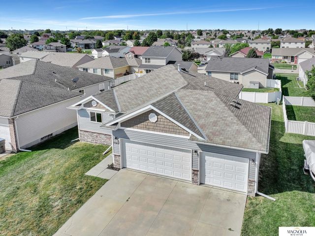 7343 N 19 Street, Lincoln, NE 68521