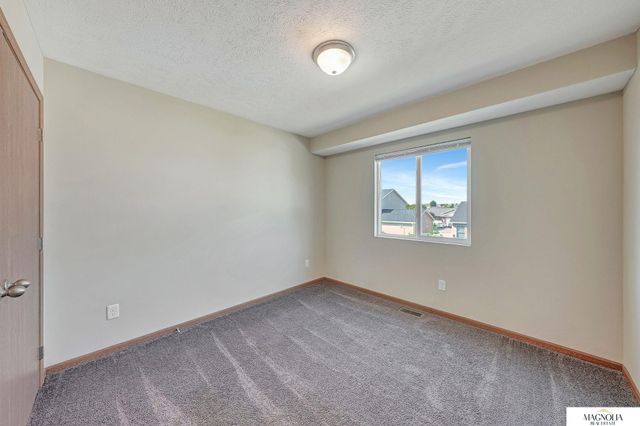 7343 N 19 Street, Lincoln, NE 68521