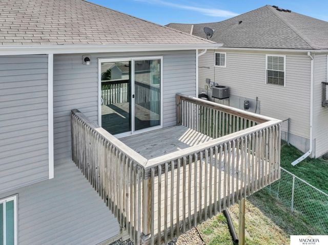 7343 N 19 Street, Lincoln, NE 68521
