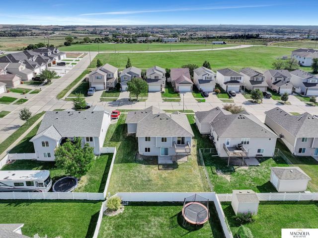 7343 N 19 Street, Lincoln, NE 68521