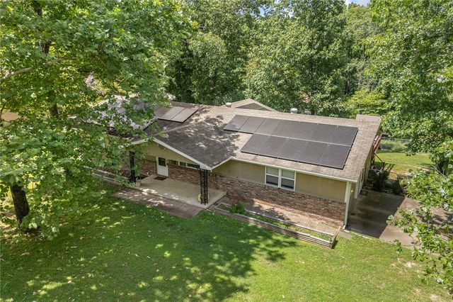 261 S Lake Park Loop, Mountain Home, AR 72653