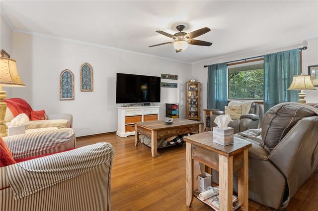 261 S Lake Park Loop, Mountain Home, AR 72653