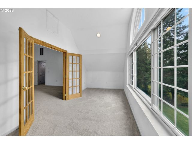 101 W Johanna Ct, Newberg, OR 97132