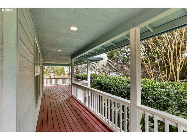 101 W Johanna Ct, Newberg, OR 97132
