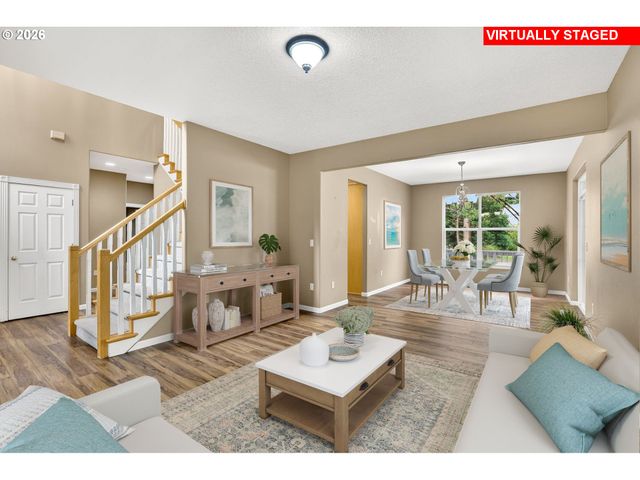 101 W Johanna Ct, Newberg, OR 97132