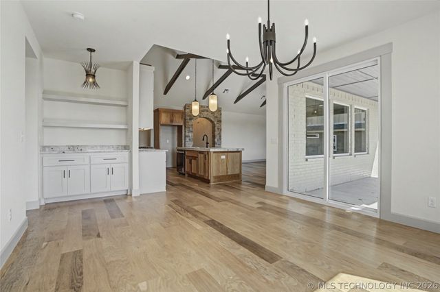 2740 E 135th Drive S, Bixby, OK 74008