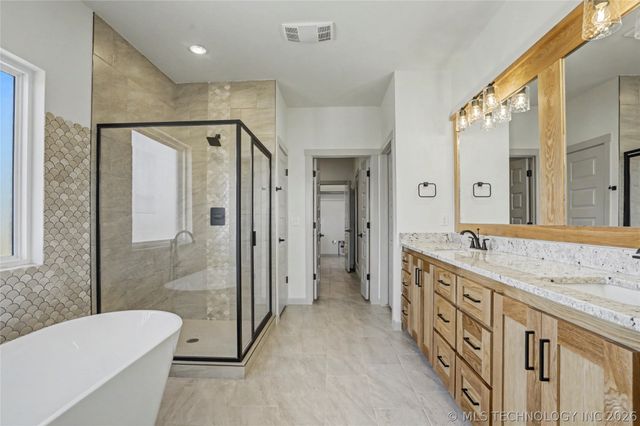 2740 E 135th Drive S, Bixby, OK 74008