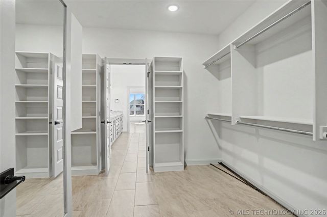 2740 E 135th Drive S, Bixby, OK 74008