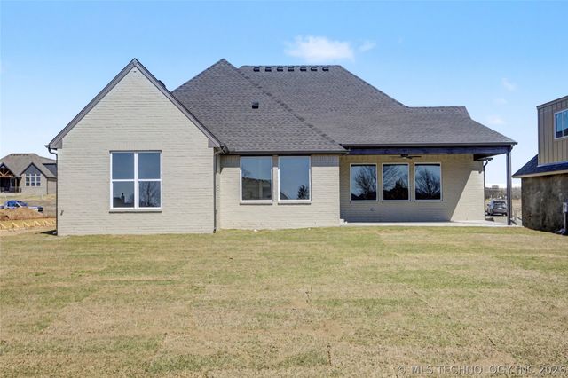 2740 E 135th Drive S, Bixby, OK 74008