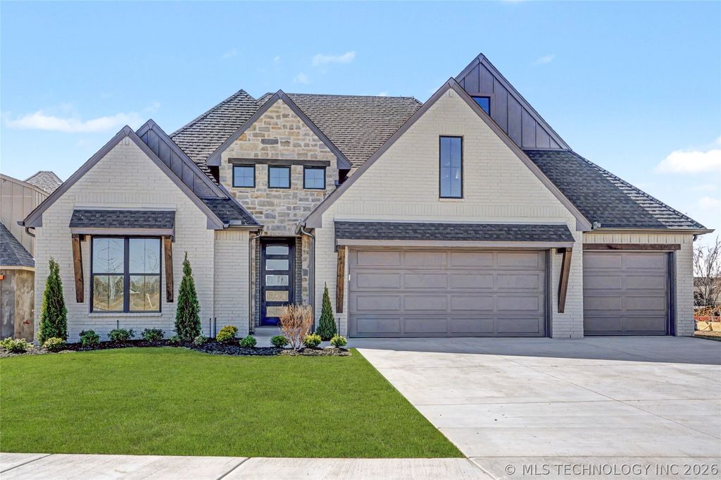 2740 E 135th Drive S, Bixby, OK 74008