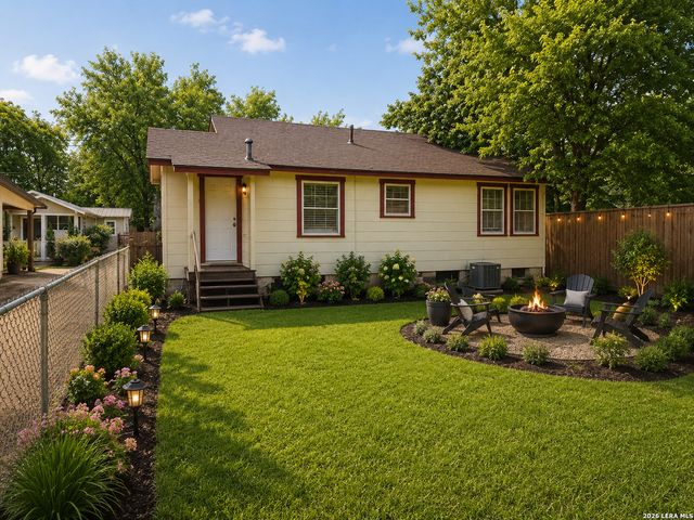 706 W Lullwood, San Antonio, TX 78212