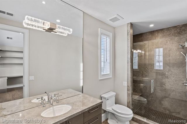 1295 Lakeside Drive, Birmingham, MI 48009