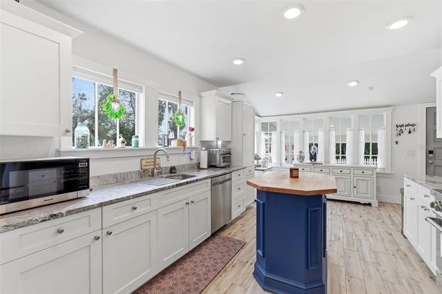 301 N OAK AVENUE, Orange City, FL 32763