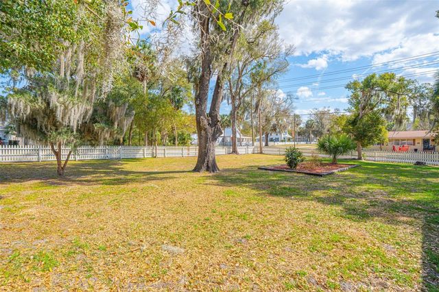 301 N OAK AVENUE, Orange City, FL 32763