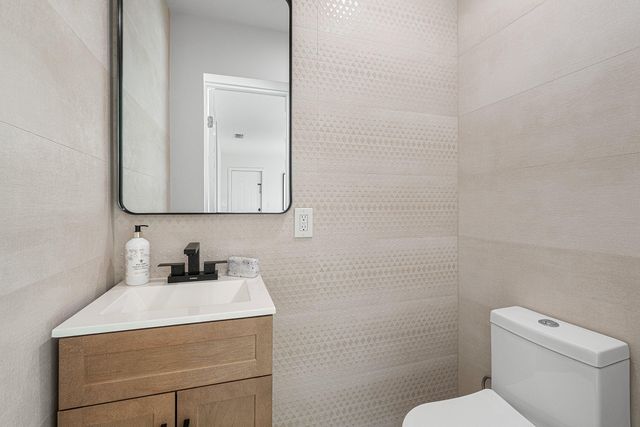 2538 SW 13th Court, Boynton Beach, FL 33426