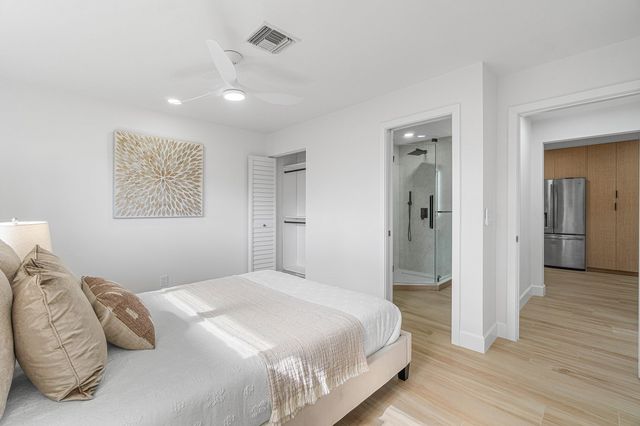 2538 SW 13th Court, Boynton Beach, FL 33426