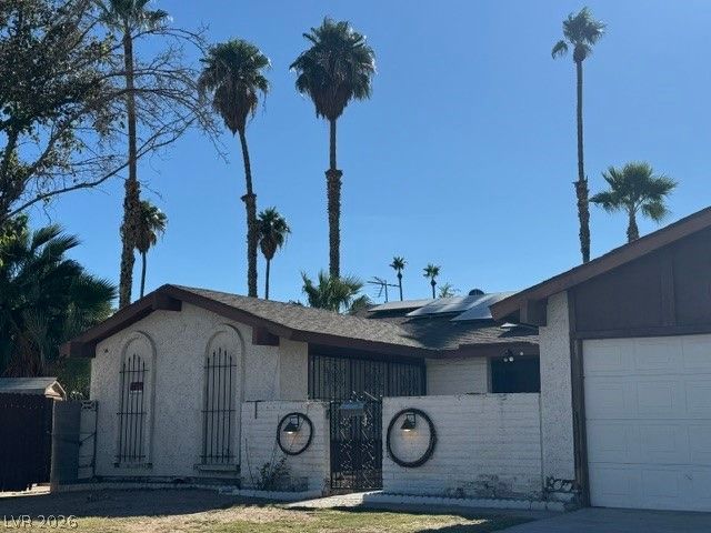 3881 Casa Colorado Avenue, Las Vegas, NV 89121