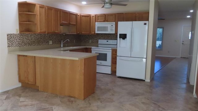 2291 AMERICUS BOULEVARD W 7, Clearwater, FL 33763