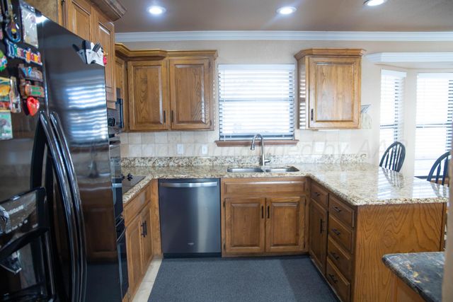 107 Pinehurst Street, Borger, TX 79007