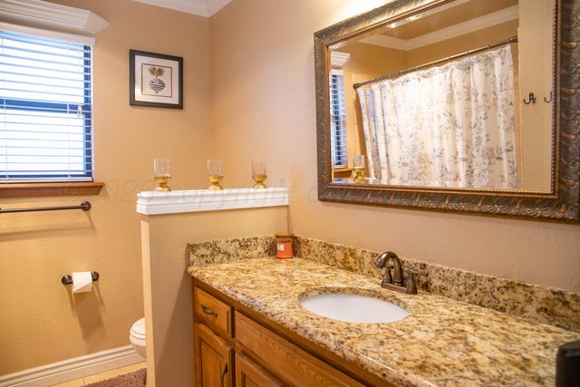 107 Pinehurst Street, Borger, TX 79007