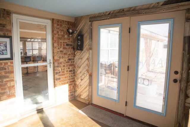 107 Pinehurst Street, Borger, TX 79007