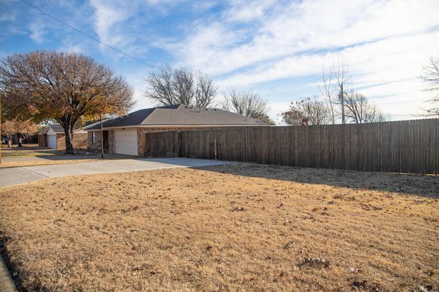 107 Pinehurst Street, Borger, TX 79007