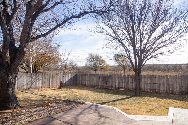 107 Pinehurst Street, Borger, TX 79007