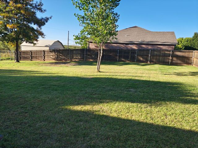 107 Pinehurst Street, Borger, TX 79007
