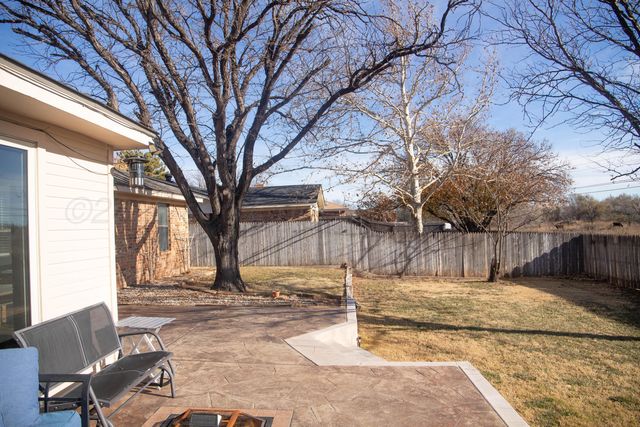 107 Pinehurst Street, Borger, TX 79007