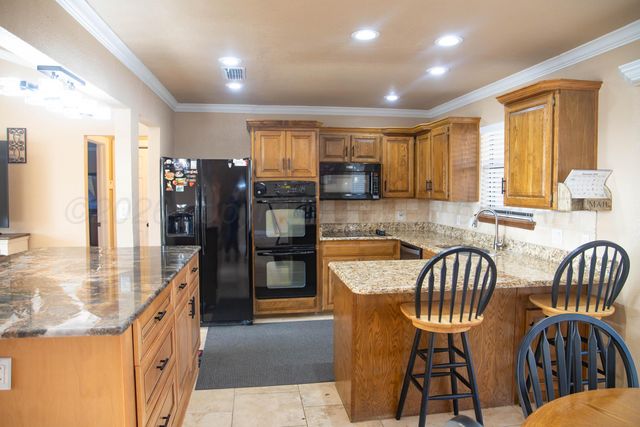 107 Pinehurst Street, Borger, TX 79007