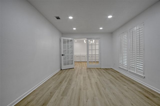 9211 Godstone Lane, Spring, TX 77379