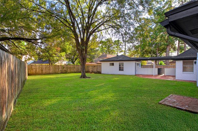 9211 Godstone Lane, Spring, TX 77379