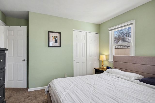 962 42nd Street SW, Wyoming, MI 49509