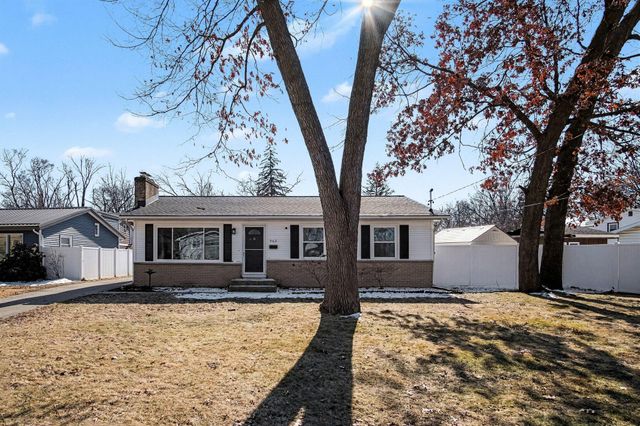 962 42nd Street SW, Wyoming, MI 49509