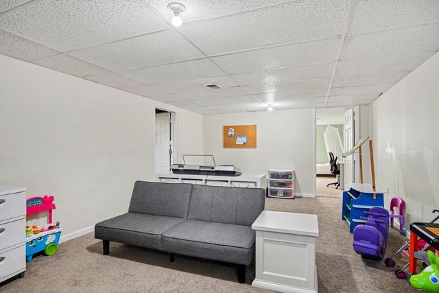 962 42nd Street SW, Wyoming, MI 49509