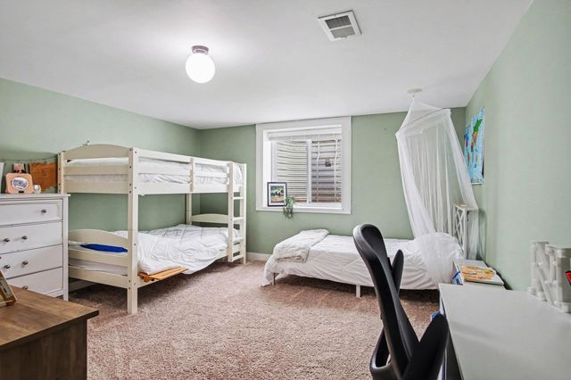 962 42nd Street SW, Wyoming, MI 49509