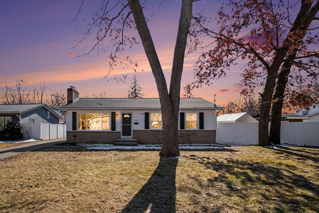 962 42nd Street SW, Wyoming, MI 49509