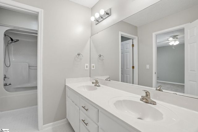 101 Emerald Way, Simpsonville, SC 29681