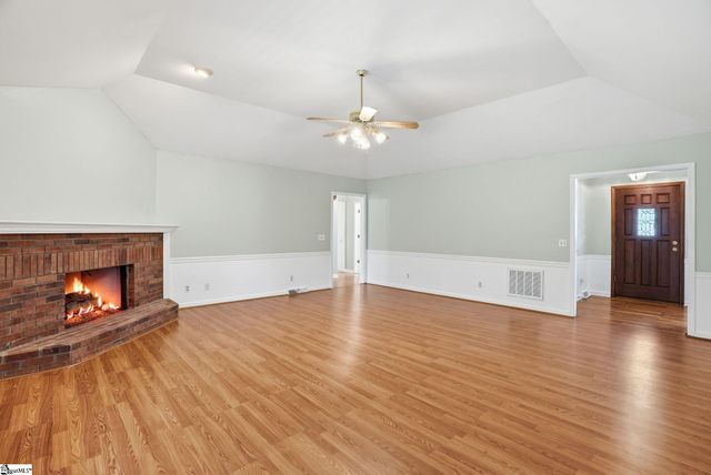 101 Emerald Way, Simpsonville, SC 29681