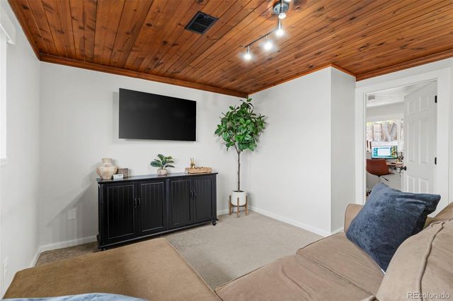 200 Dianna Drive, Lone Tree, CO 80124