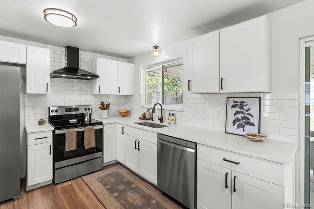 200 Dianna Drive, Lone Tree, CO 80124