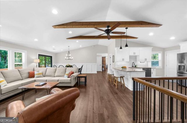 8960 Browns Bridge Road, Gainesville, GA 30506