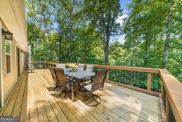 8960 Browns Bridge Road, Gainesville, GA 30506