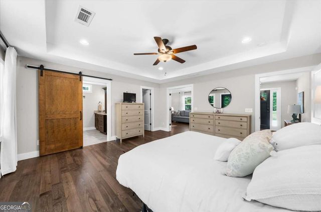 8960 Browns Bridge Road, Gainesville, GA 30506
